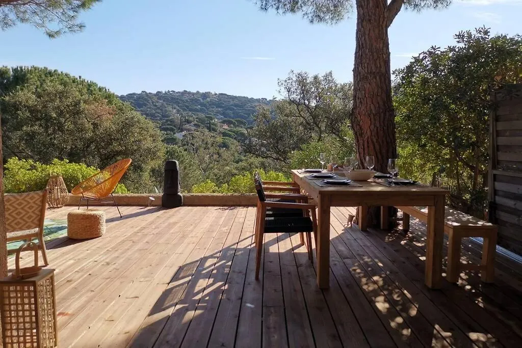 Charmant Mazet Haut De Gigaro, Face A La Pinede La Croix-Valmer